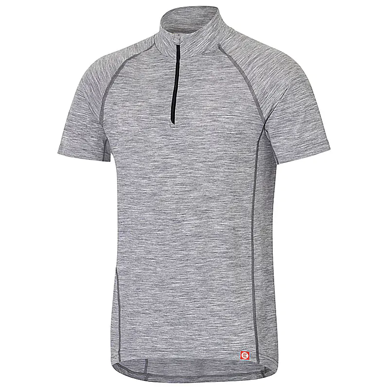 Produktfotografie in RAW-Qualität Herren Sportshirt Kurzarm meliert Hollowman Fotografie schräg Produktfotografie in RAW-Qualität Herren Sportshirt Kurzarm meliert Hollowman Fotografie schräg